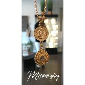 GOLD ORAI COIN & TEAR DROP NECKLACE